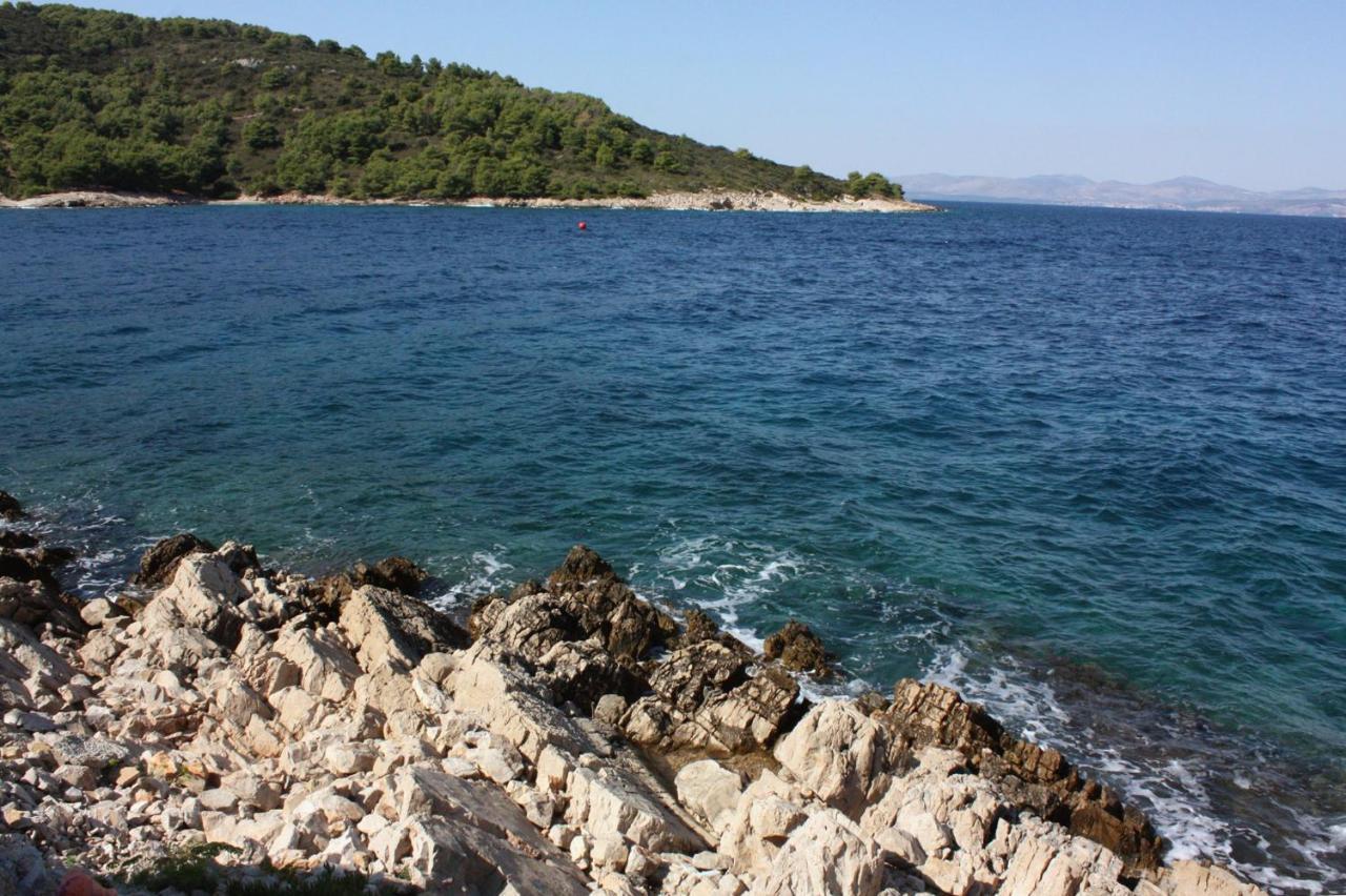 Apartments By The Sea Stomorska, Solta - 5190 Екстер'єр фото